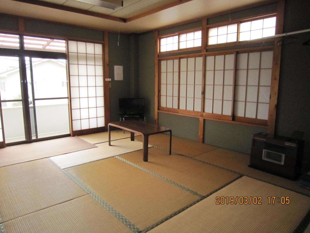 Готель Minshuku Kobayashi Narusawa Екстер'єр фото